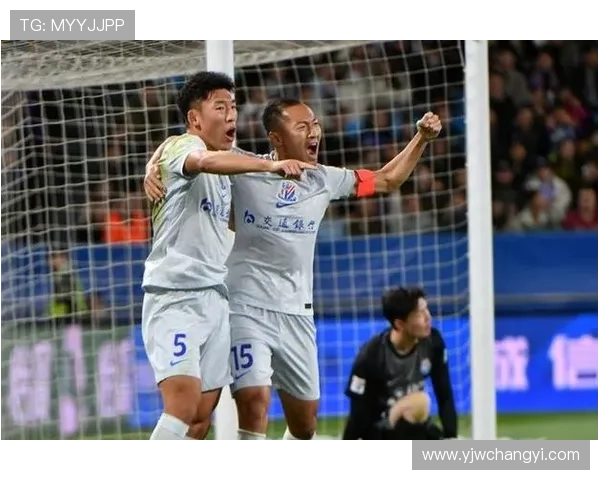 吴曦点球建功阿布拉汗犯规引争议